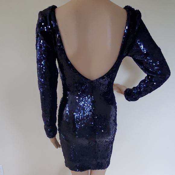DRESS THE POPULATION x Lulu's Lola sequin dress - Picture 7 of 7